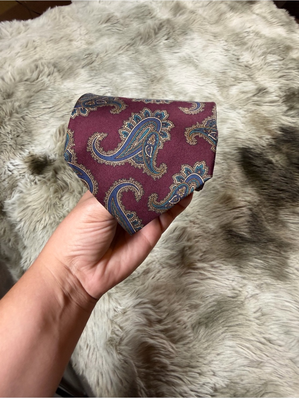 Vintage Regiments Ltd Men's Burgundy Paisley Silk Tie with Blue Accents